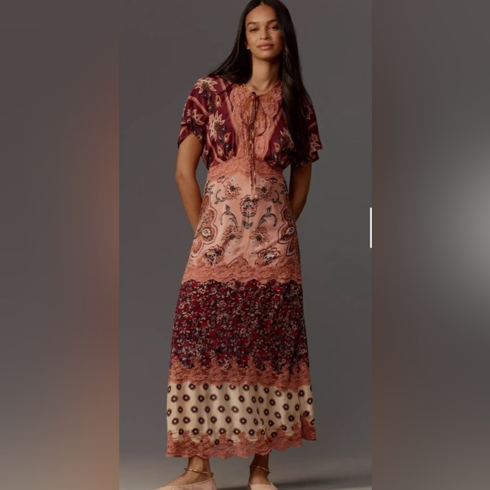 Farm Rio Glam Tapestry Laces Short-Sleeve Maxi Dress